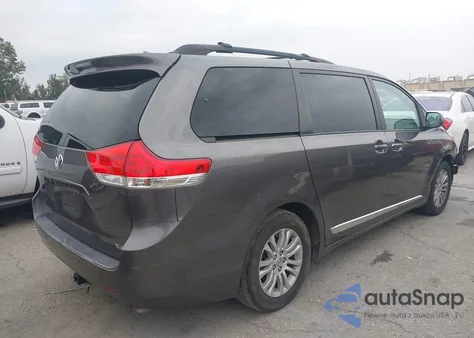 2012 Toyota Sienna Xle V6 8 Passenger из США, поврежденный, VIN 5TDYK3DC4CS199512